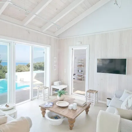 Epipleon Seafront Villa *
